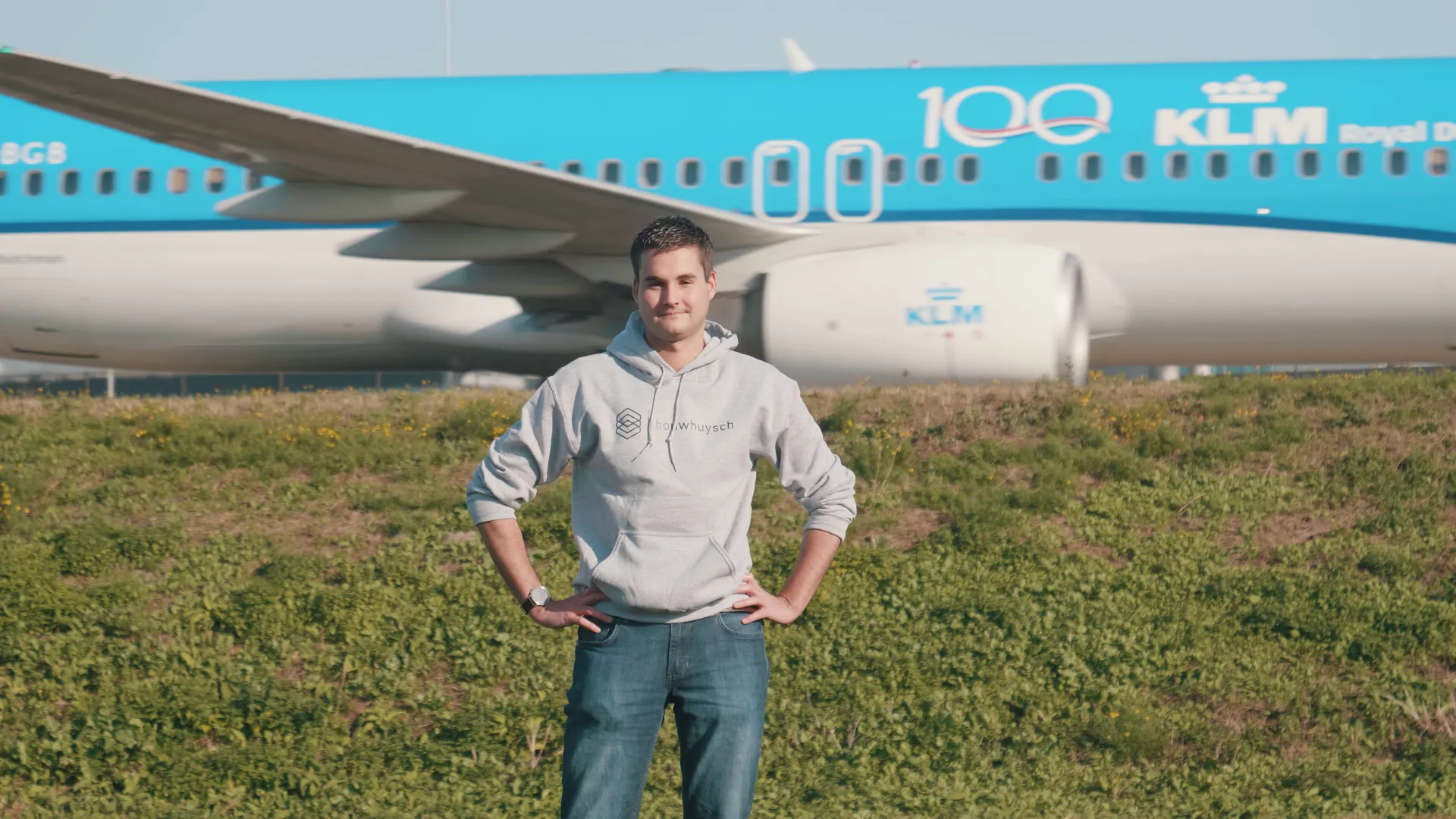 Tim Super bij Schiphol